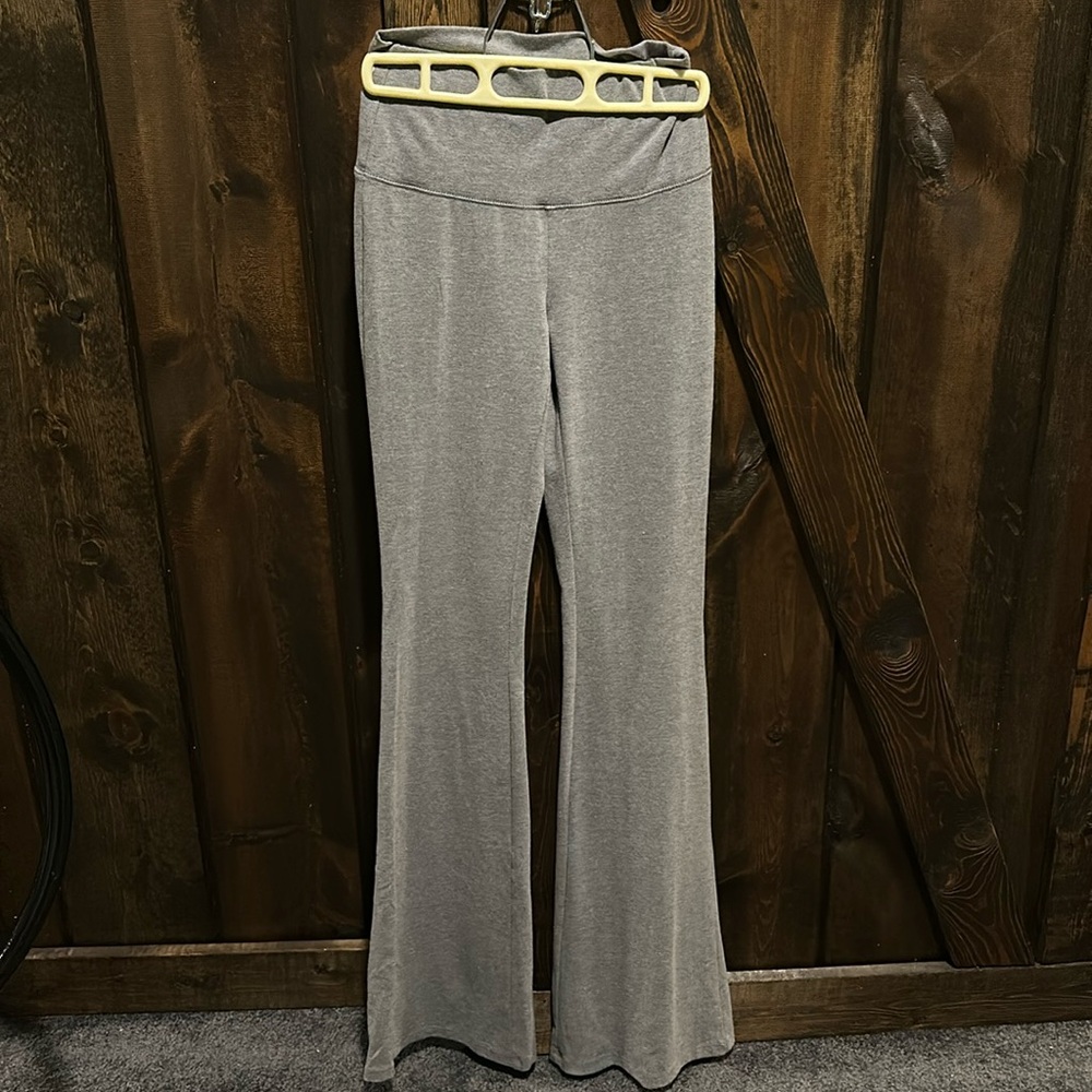 Gray Wild Fable High Rise Yoga Pants, Size XS
